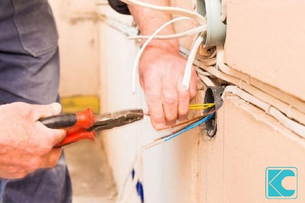 روش‌های تخصصی عیب ‌یابی برق ساختمان