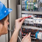 تعمیرکار برق صنعتی