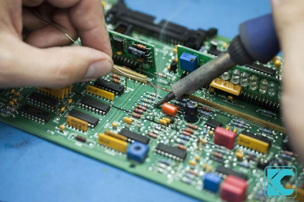 ابزار تخصصی تست و تشخیص فنی در کارشه