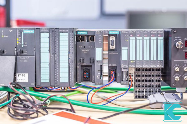 عیبیابی دقیق با ابزارهای الکترونیک و اتوماسیون پیشرفته