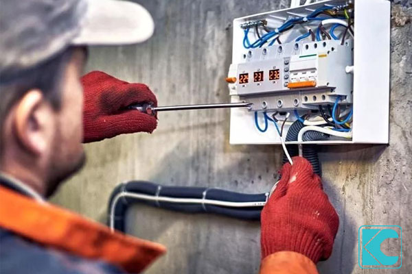 تفاوت مدار فرمان سنتی و دیجیتال