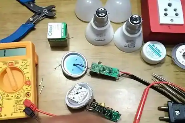 معرفی تیم فنی کارشه